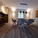 Apartment Klimaanlage, 5 Sterne Bahnhoftraum, 